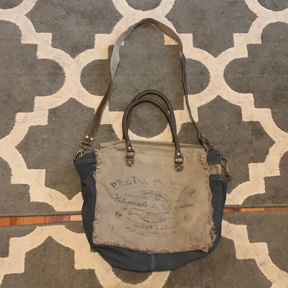 Women’s Large Convertible Canvas Messenger Bag/Purse